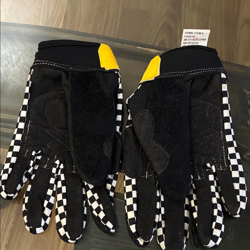 Schwinn Multicolor Moto Gloves - Picture 2 of 4